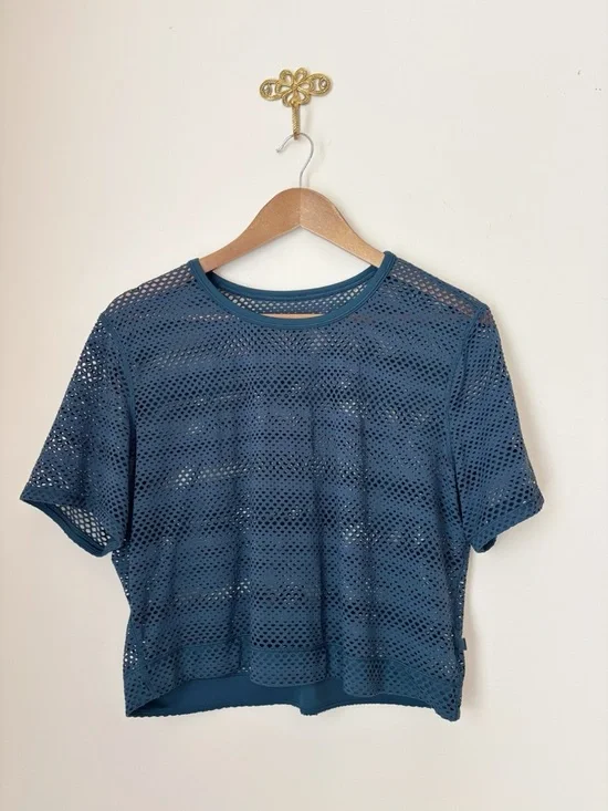 Lululemon Sweat Your Heart Out Short Sleeve Mesh Top Sz 10 Submarine - Picture 1 of 5